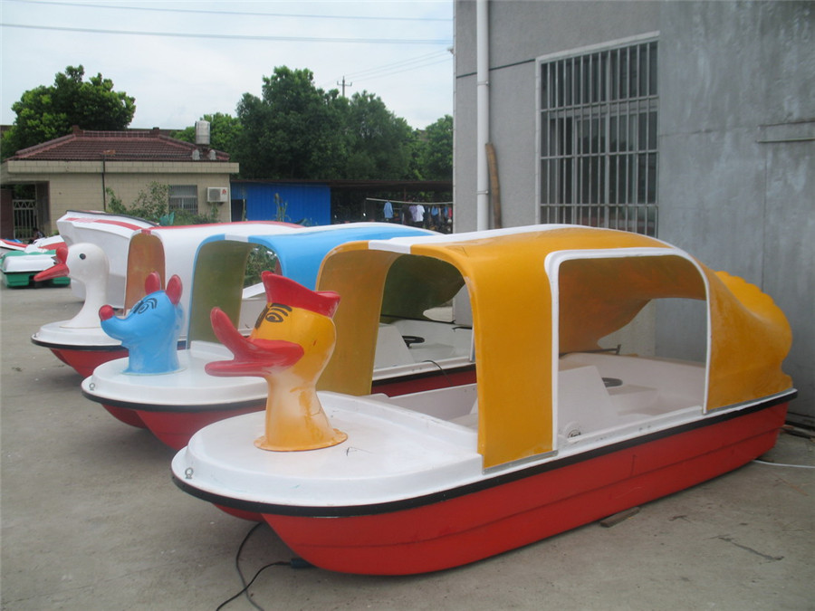 4人動(dòng)物腳踏船