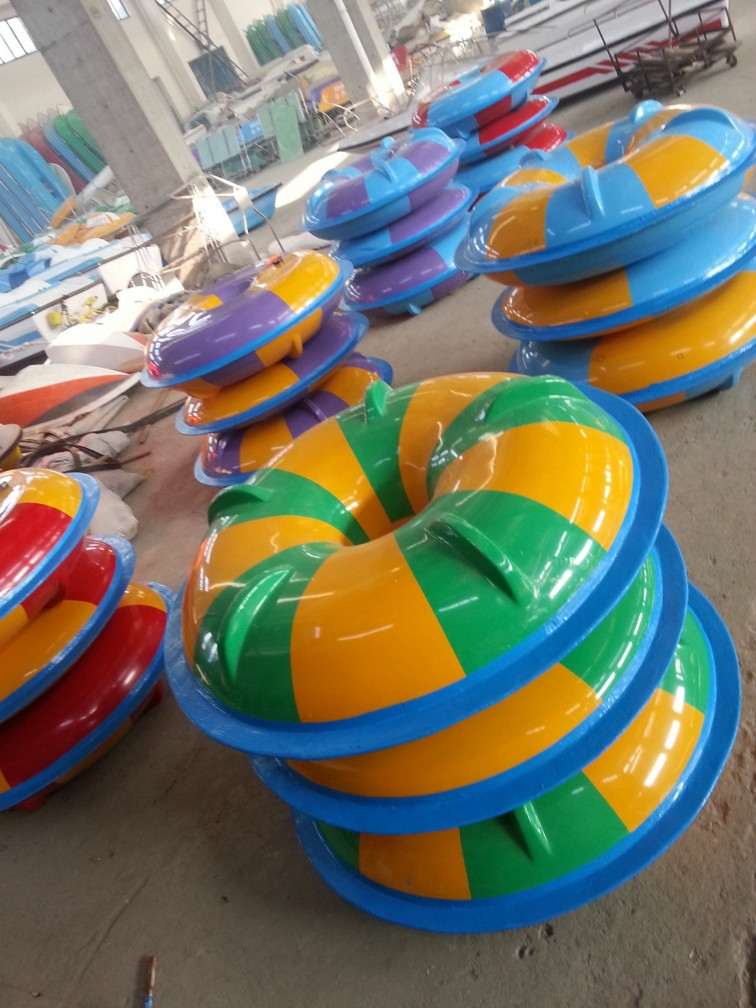 水上三輪車(chē)