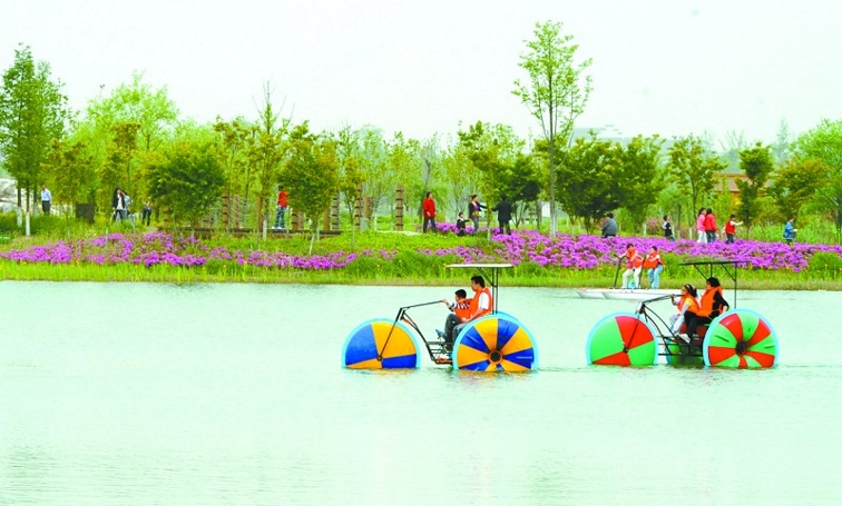 水上三輪車(chē)